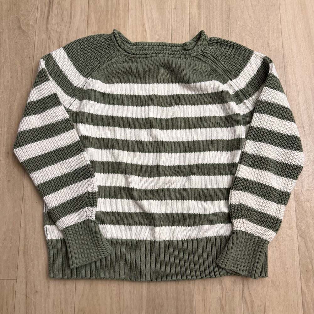 Aerie Women's Green and White Striped 100% Cotton Crewneck Sweater